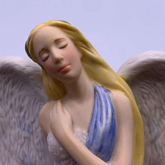 Hallmark Keepsake 2003 Angel of Serenity Collectible Christmas Ornament in Box - Picture 6 of 7